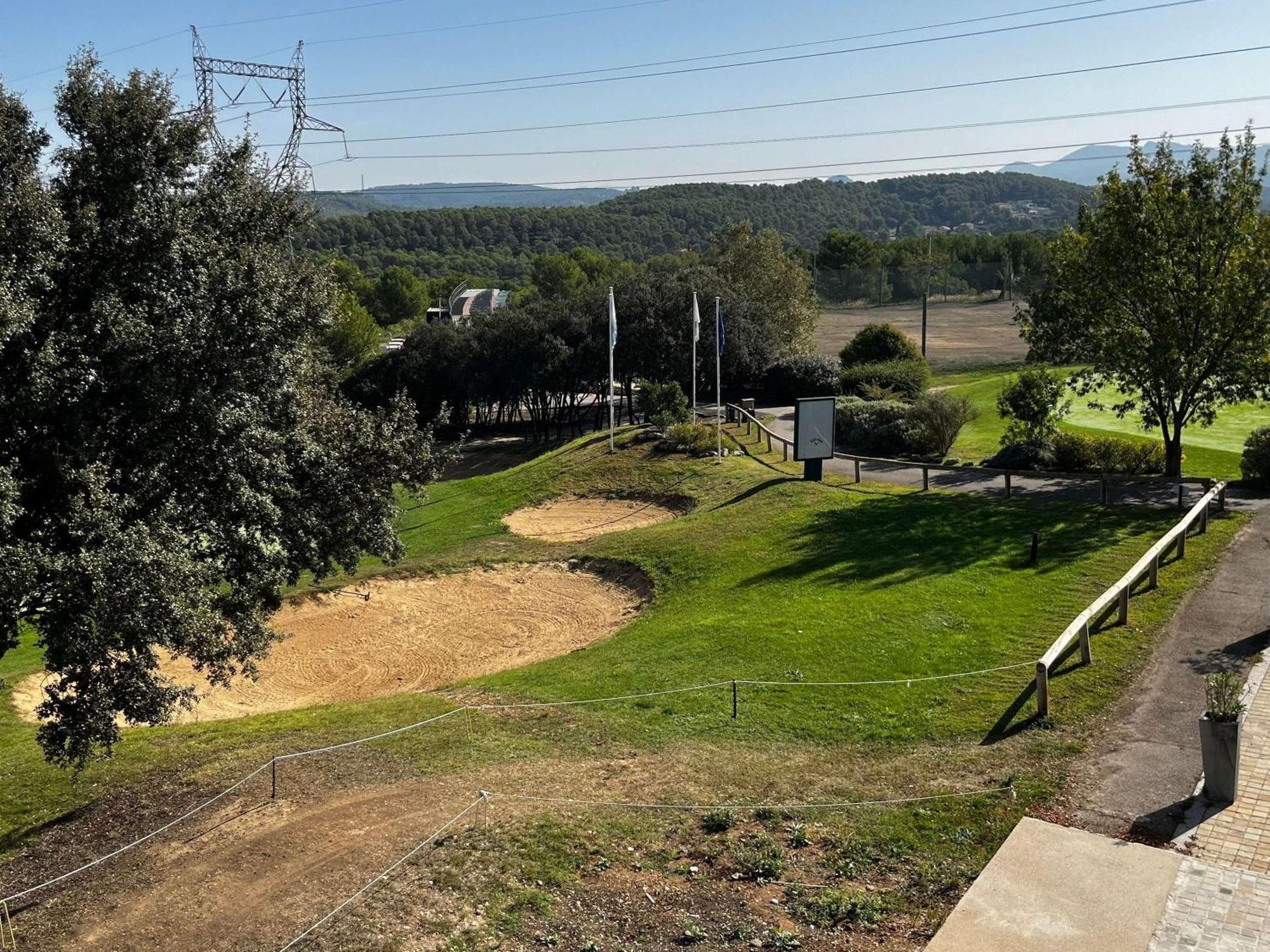 Ibis Styles Cabries Aix-En-Provence Tgv Hotell Exteriör bild