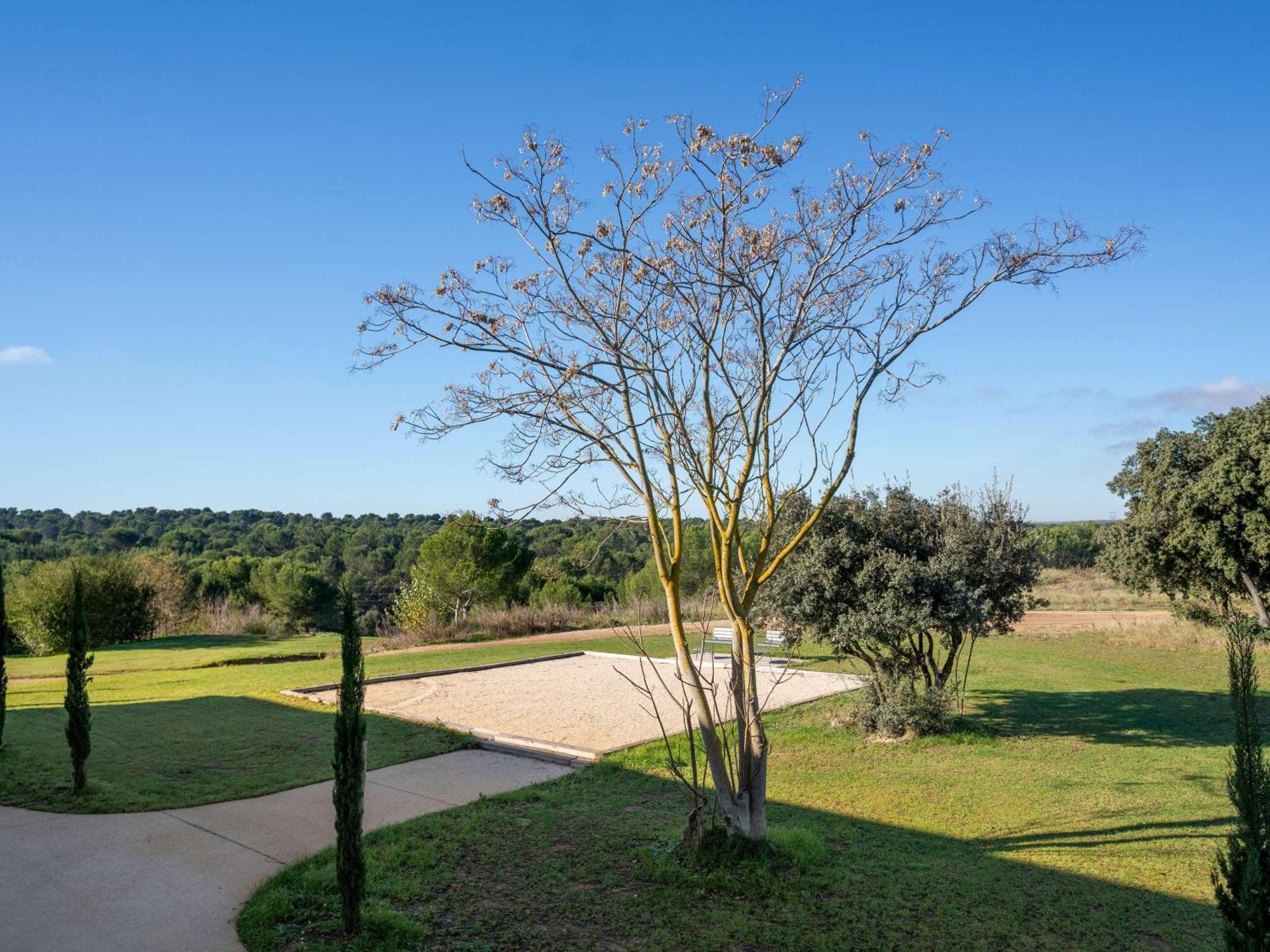 Ibis Styles Cabries Aix-En-Provence Tgv Hotell Exteriör bild